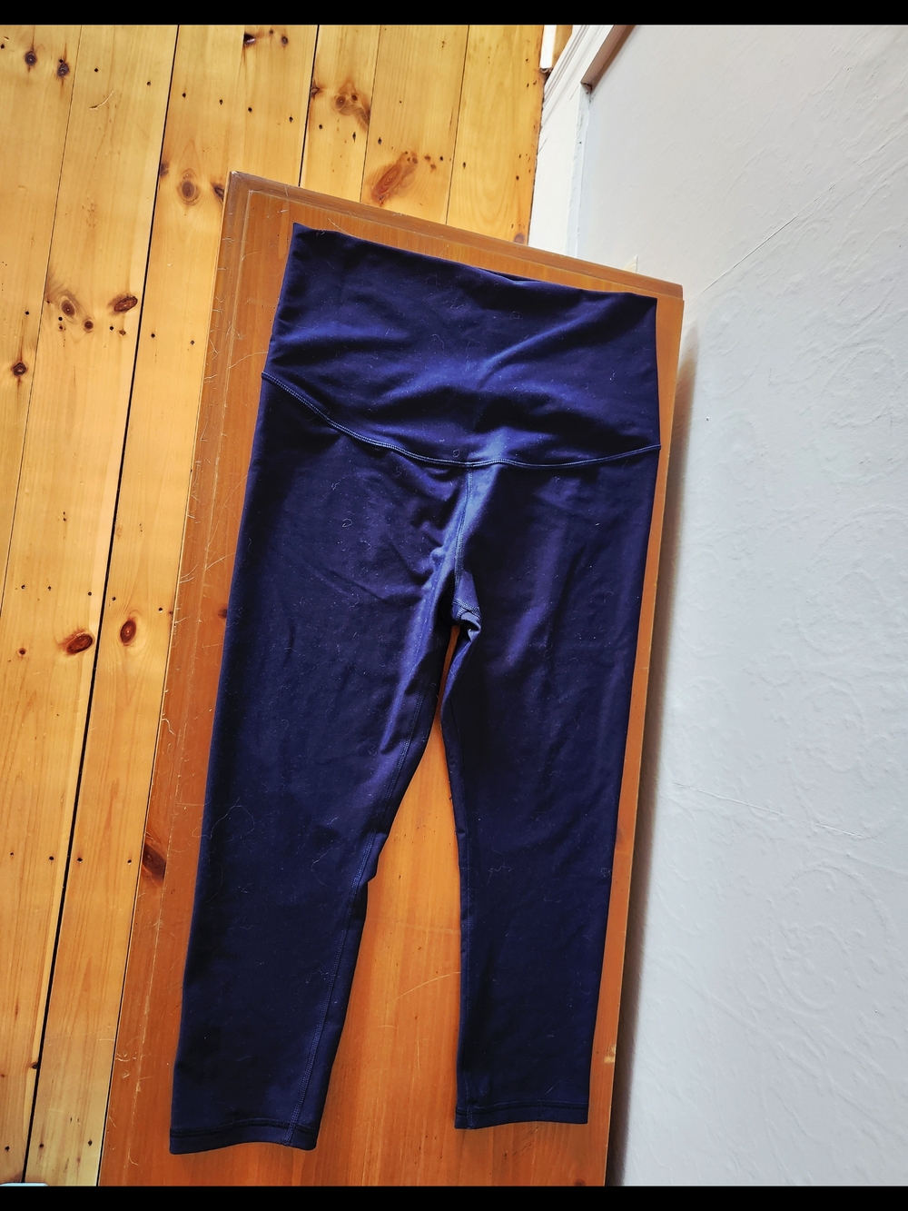 Old Navy Active Extra High-rise Go-dry Powersoft Medium Blue Capri Leggings